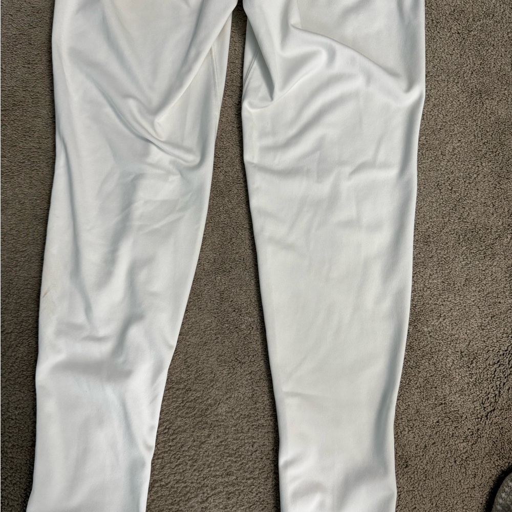 MUST GO MOVING SALE- TODAY ONLY ⚾️⚾️ Nike White Baseball Pants - Picture 8 of 8